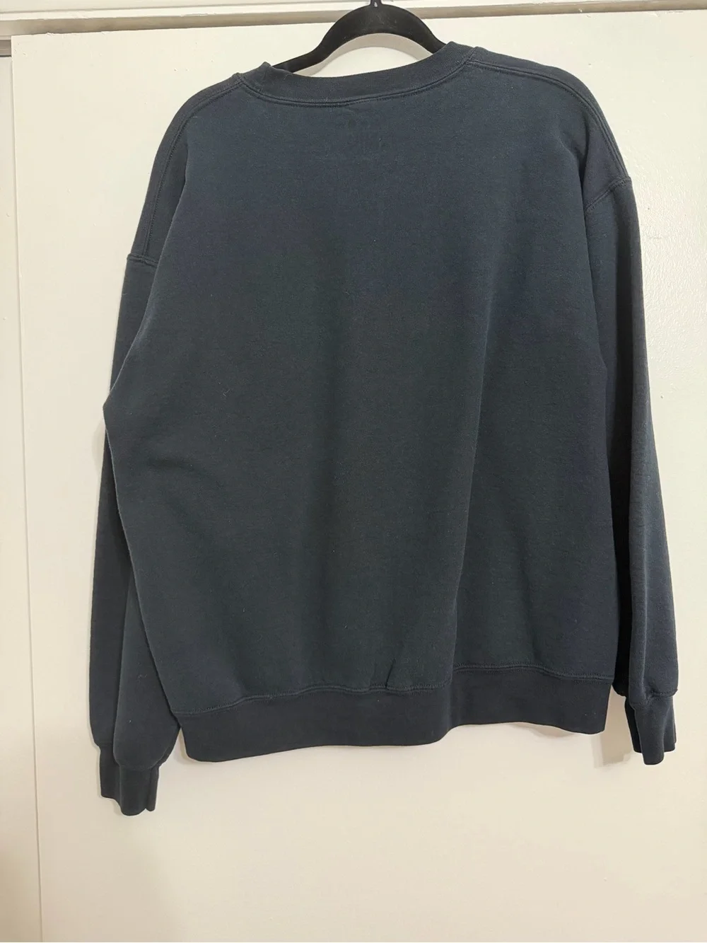 Reason Homies New York Graphic Crewneck Sweater in Black